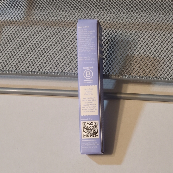 Alleyoop Game Face Second Skin Concealer NIB Color Superstar .19 Oz/5.5 Ml - Picture 8 of 12